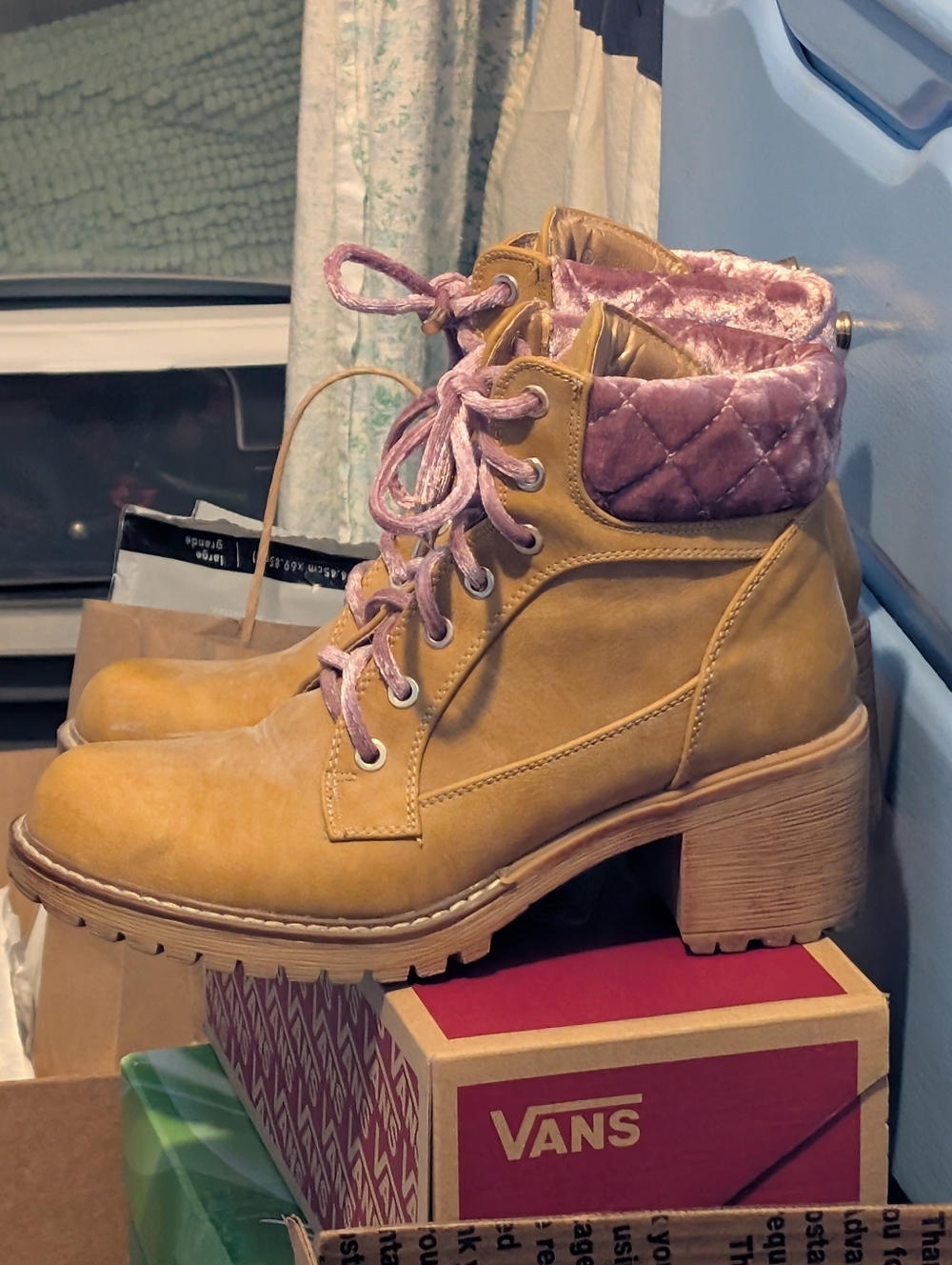 Adorable Boots 8